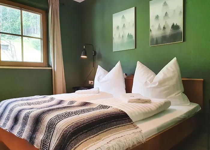 Апартаменты Alpenflair Mit Balkon - Inkl Parkplatz #2 *